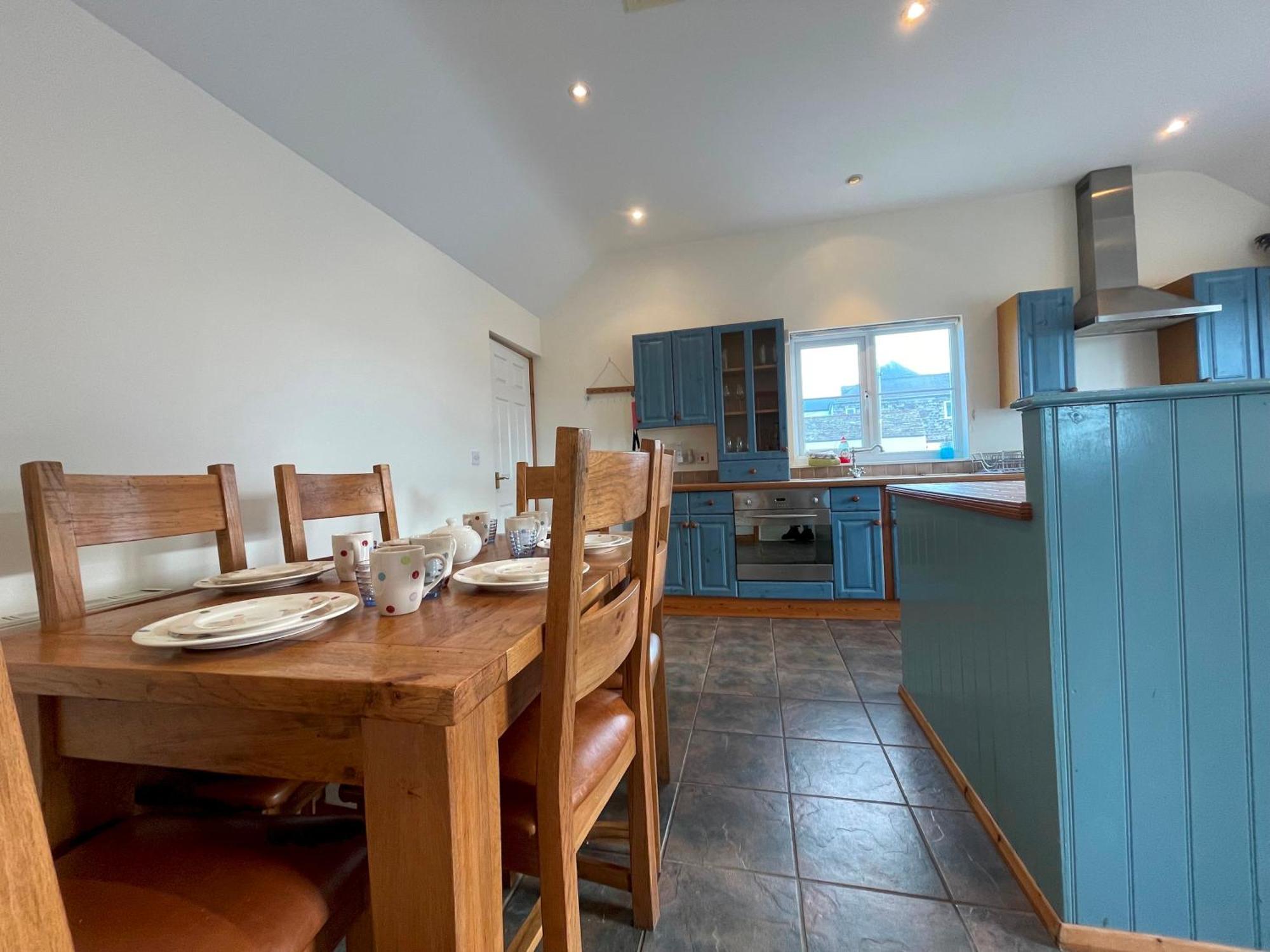 Spacious Home Sleeps 6 Short Walk To Port Isaac Village & Stunning Views ภายนอก รูปภาพ