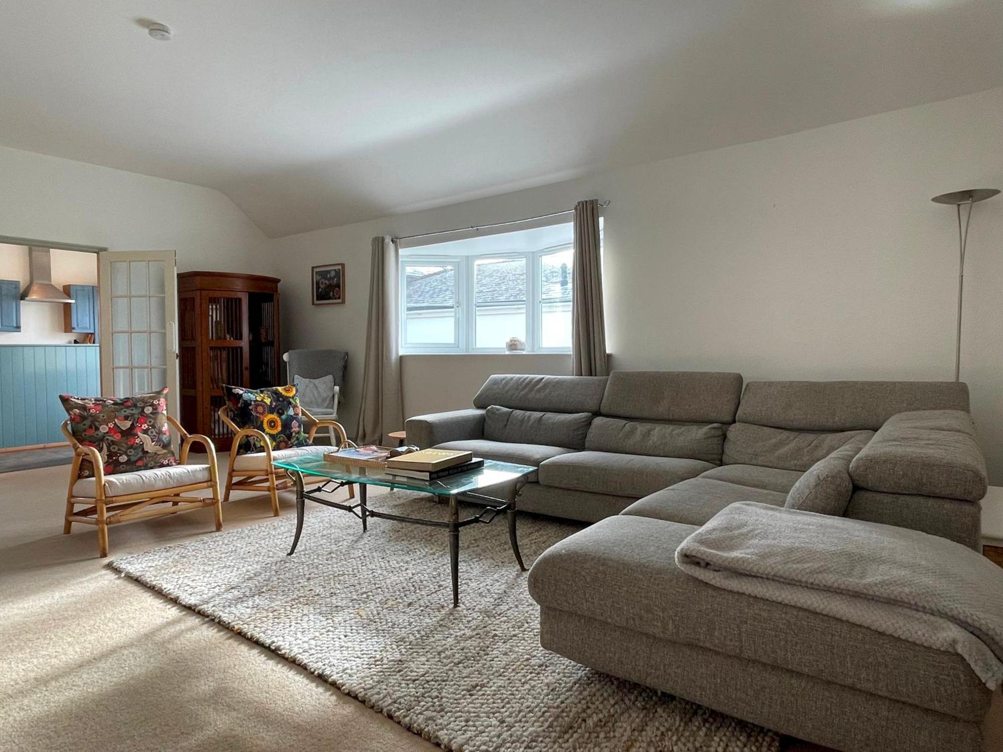 Spacious Home Sleeps 6 Short Walk To Port Isaac Village & Stunning Views ภายนอก รูปภาพ
