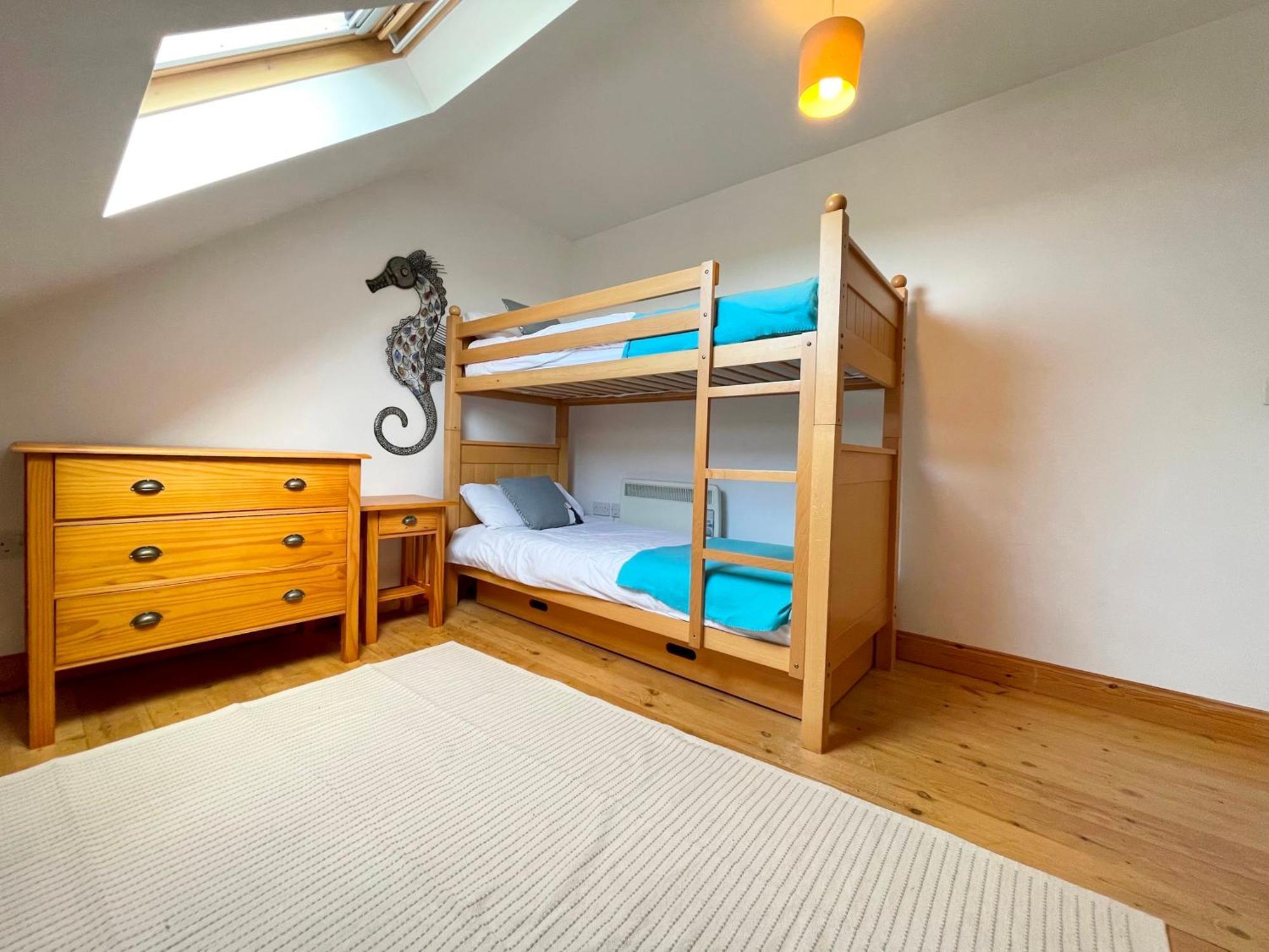 Spacious Home Sleeps 6 Short Walk To Port Isaac Village & Stunning Views ภายนอก รูปภาพ